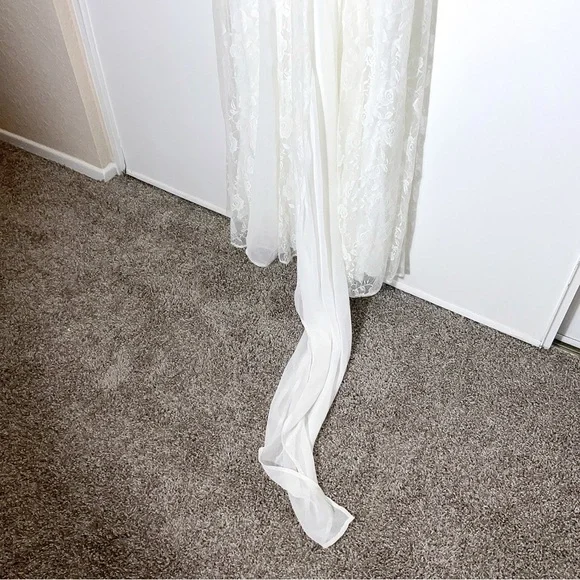 Ark & Co. Long Sleeve Floral Wedding Dress with Train | US Size S - Picture 8 of 13